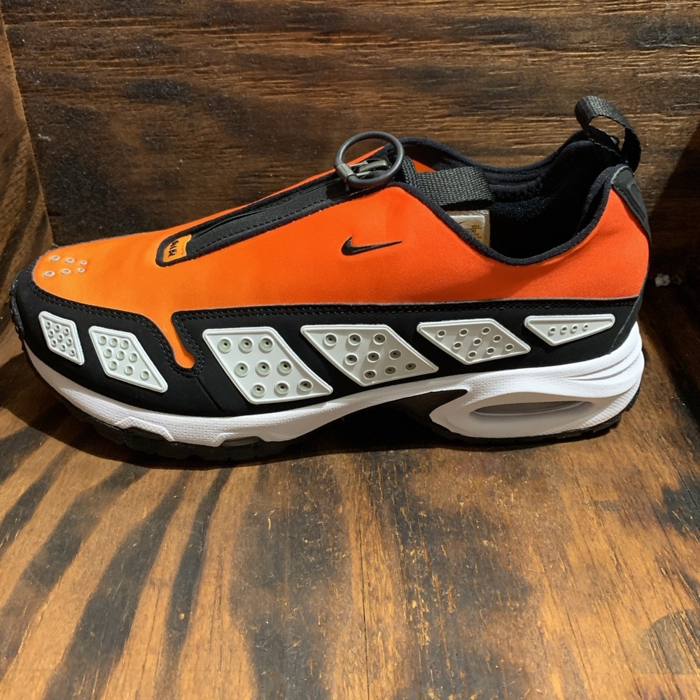 Nike Air SNDR MAX / Air Max Sunder Bright Crimson Women's 9 Men 7.5 HJ8080600